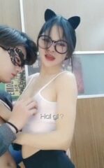 Chị chị em em cứ hở tí là đè nhau ra địt