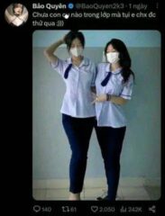 Bảo Quyên Thần Địt săn hàng các bạn nam trong lớp