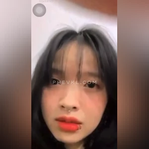 Clip bé Bùi Diệu Thảo chat sex