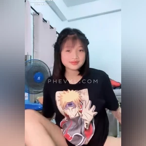 Em Teen mới lớn bóp vú xoa bướm sau những giờ học vất vả - vú hơi thâm