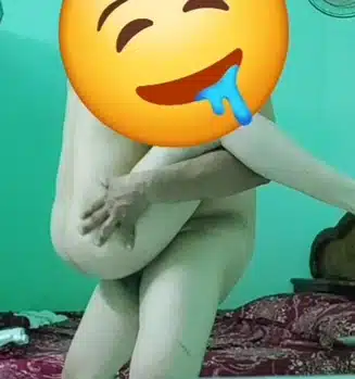 Thế dục buổi sáng sớm cùng với vợ yêu